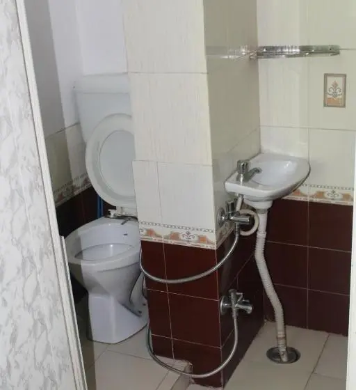 ファミリールーム, Nukkad Guest House