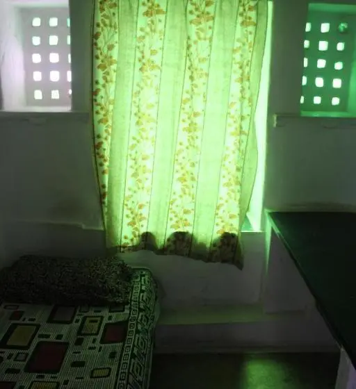 シングルベーシックルーム, Nukkad Guest House