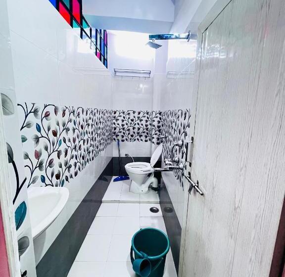 Quarto Triplo Deluxe, Nukkad Guest House