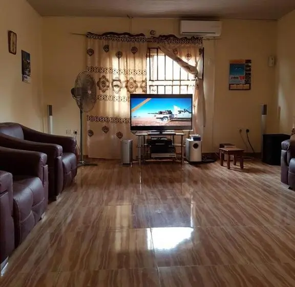 آپارتمان 1 خوابه, Edo Home