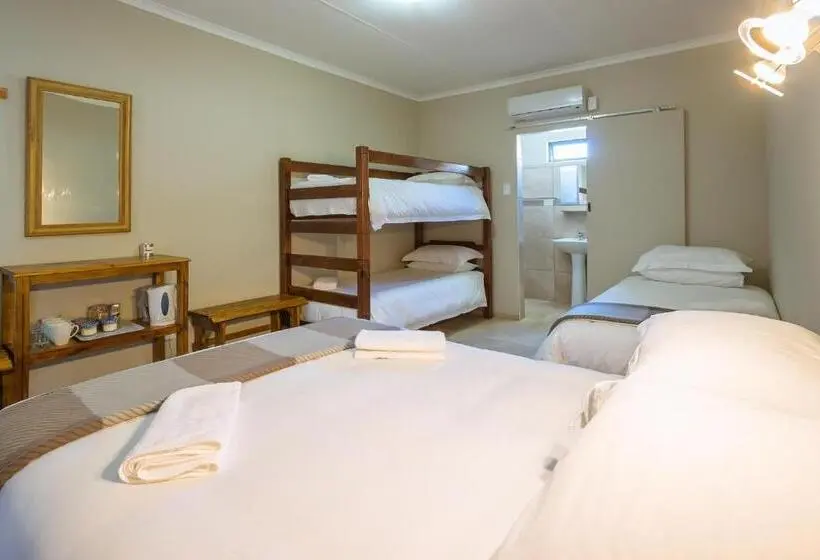 スタンダード4人部屋, Hazeldene Accommodation