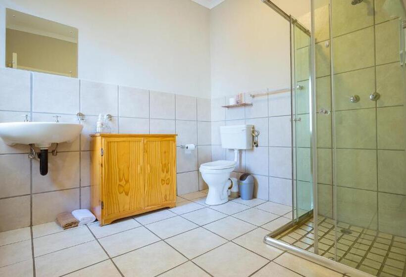 غرفة قياسية رباعية, Hazeldene Accommodation