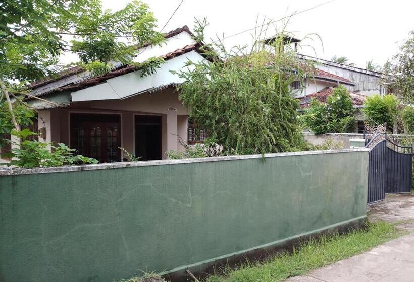 Quarto standard, Lakvilla