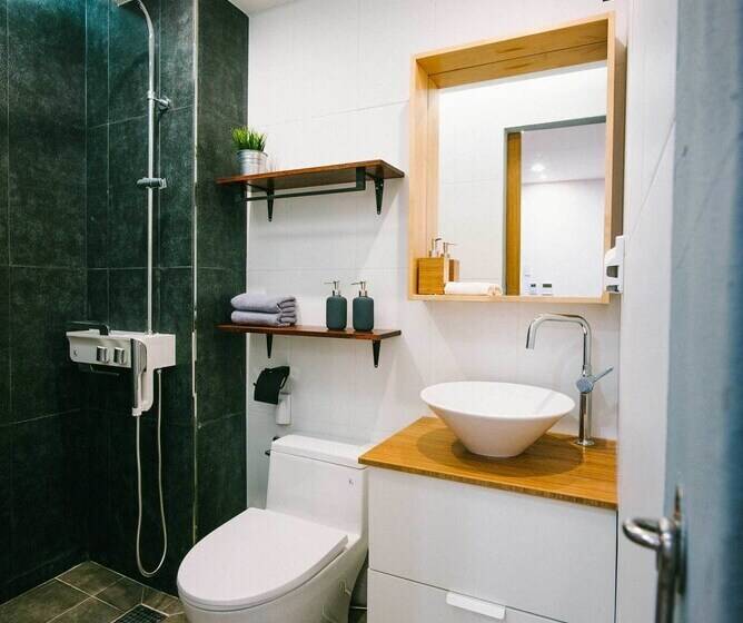 اتاق استاندارد با بالکن, Morning Dew Guesthouse