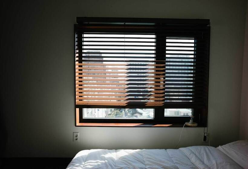 اتاق استاندارد با بالکن, Morning Dew Guesthouse