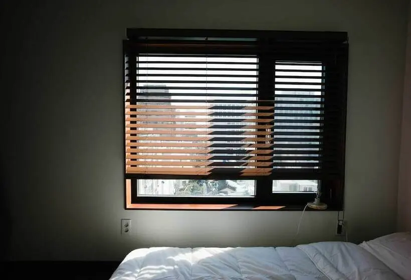 اتاق استاندارد با بالکن, Morning Dew Guesthouse