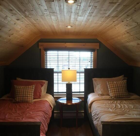 スイート（家族用）, The Deer Lake Loft