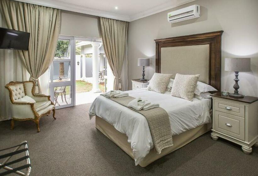 Люкс Повышенной Комфортности, Familia Guesthouse