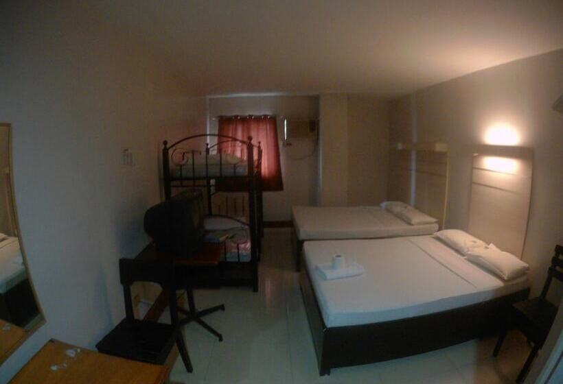 اتاق عادی, The Loft Inn