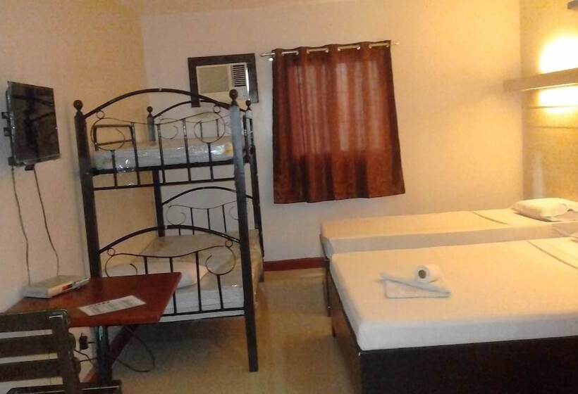 اتاق عادی, The Loft Inn