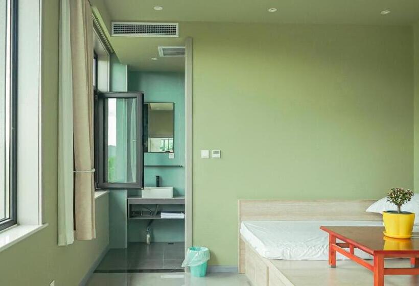 اتاق استاندارد سه نفره, Yue Tong Farmer House