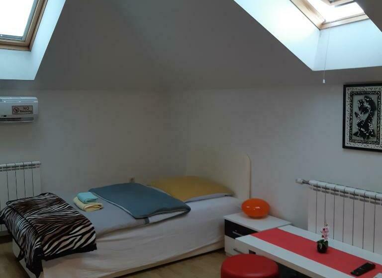 اتاق استاندارد با سرویس بهداشتی مشترک, Guesthouse Jelic