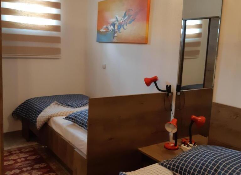 اتاق خانوادگی, Guesthouse Jelic
