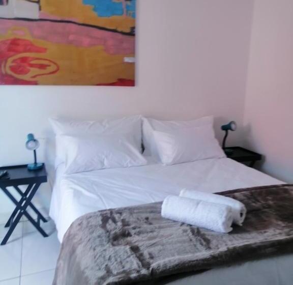 اتاق استاندارد, Niilo's Guesthouse