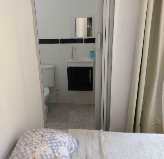 スイート, Pousada Doce Lar