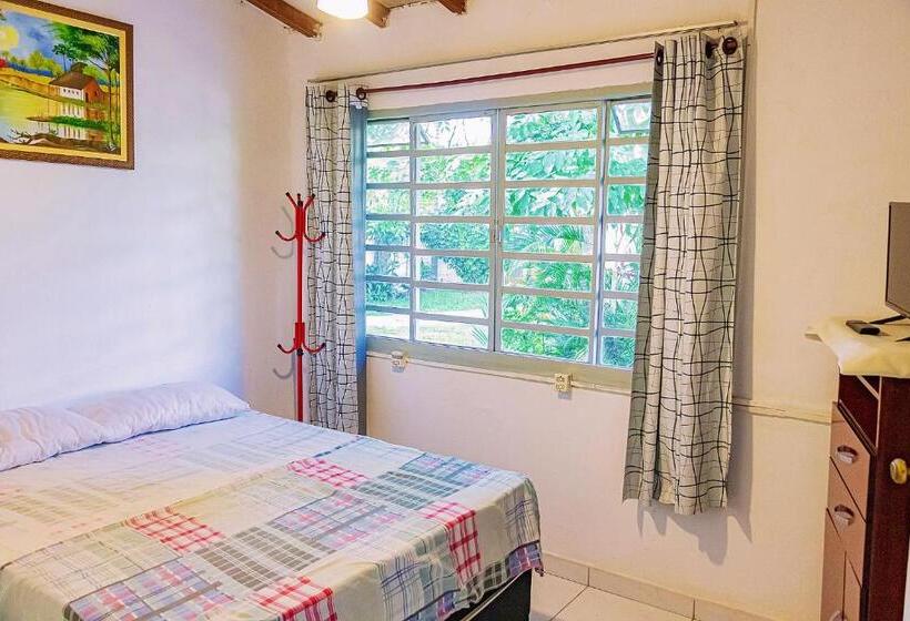 スイート, Pousada Doce Lar