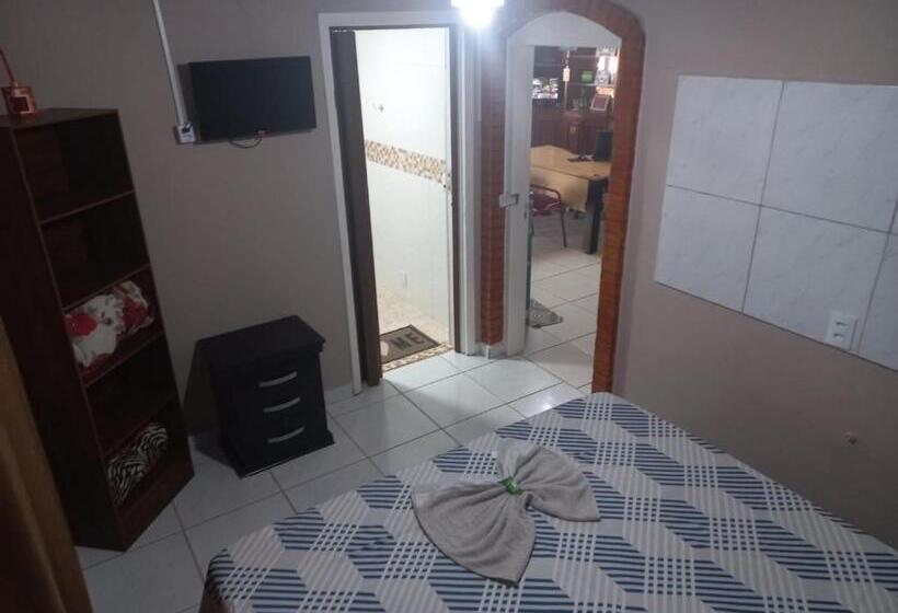 スイート, Pousada Doce Lar