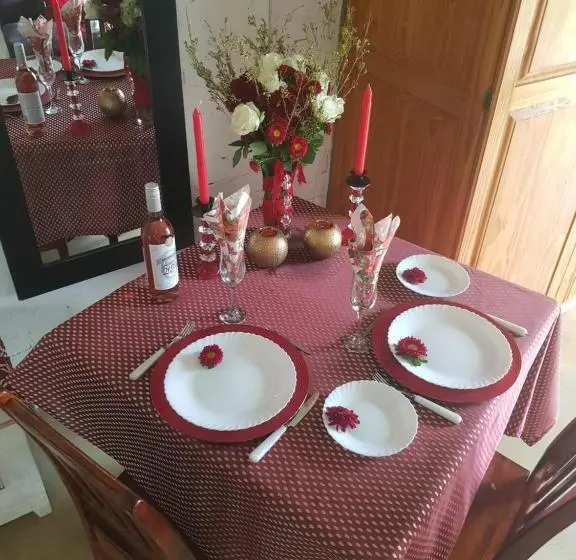 آپارتمان 1 خوابه با چشمانداز باغ, Millstream Inn Guest House