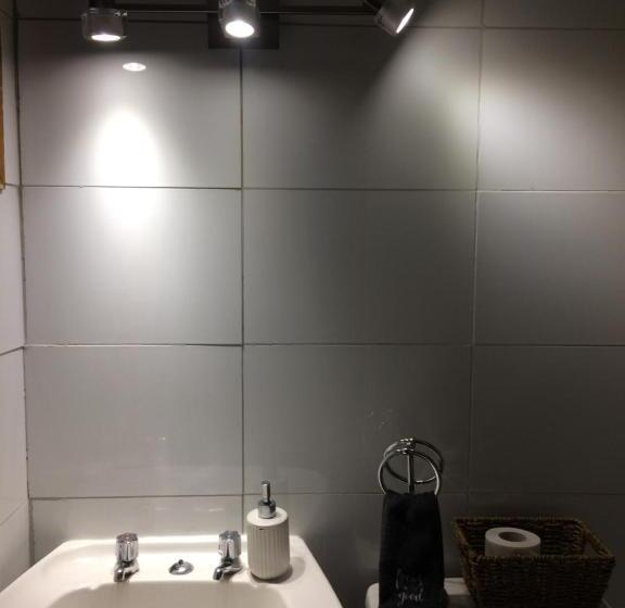 חדר יחיד בסיסי, La Casa Vinilla