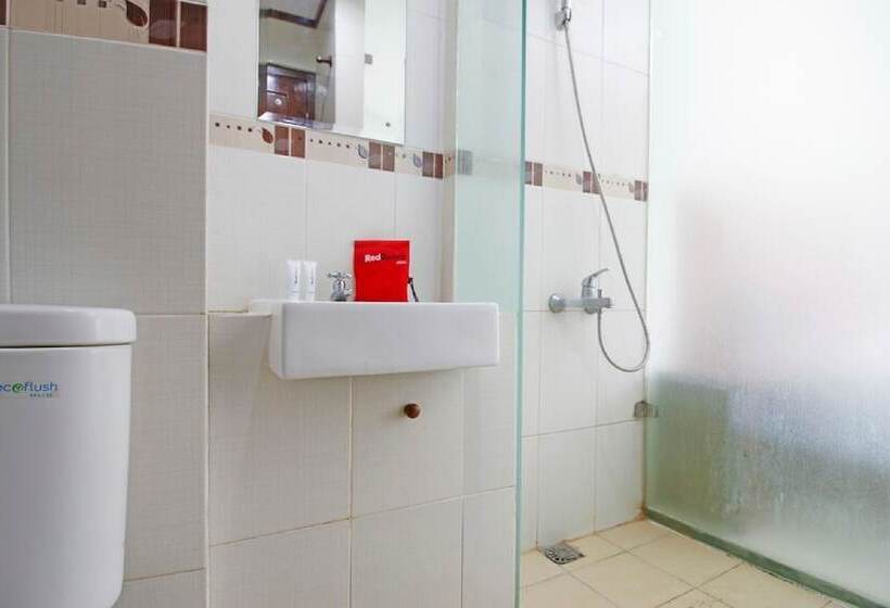 经济房, Reddoorz @ Turangga Sari