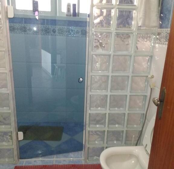 Economy Kamer, Rock N Hostel