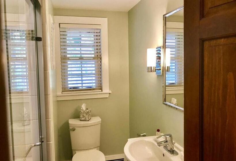 バルコニー付きスタンダードルーム, Dragonfly Guest House