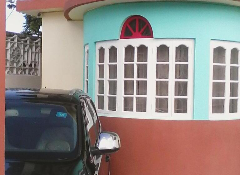 اتاق استاندارد, G&r Guesthouse