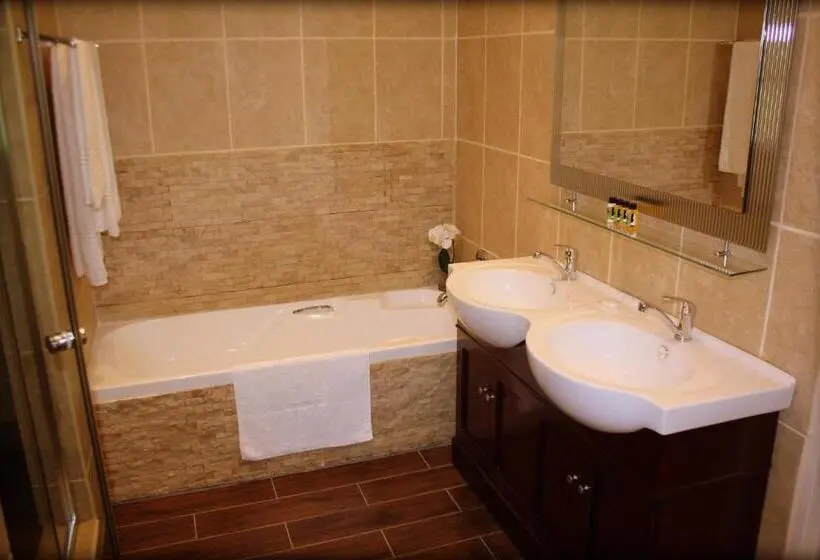スイート（家族用）, Krith Guest House