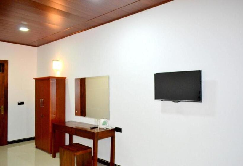 اتاق استاندارد با بالکن, Pivisuma Lodge