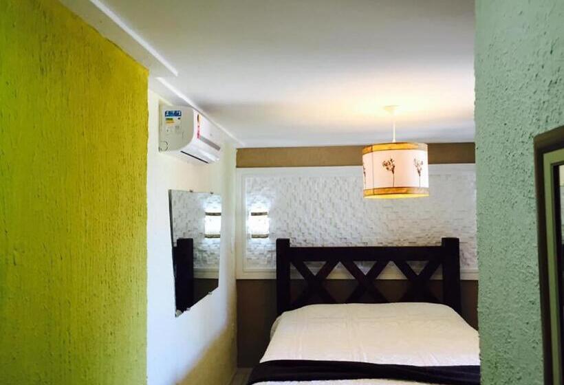 جناح, Pousada Acgua Residenz