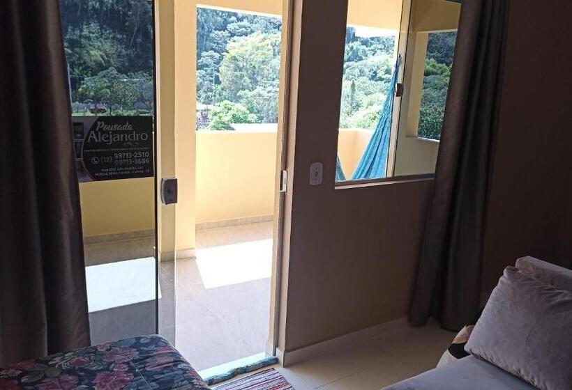 Люкс Вид на Бассейн, Pousada Alejandro