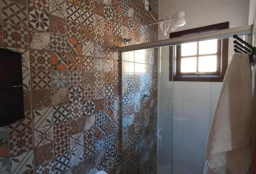 Люкс Вид на Горы, Pousada Alejandro