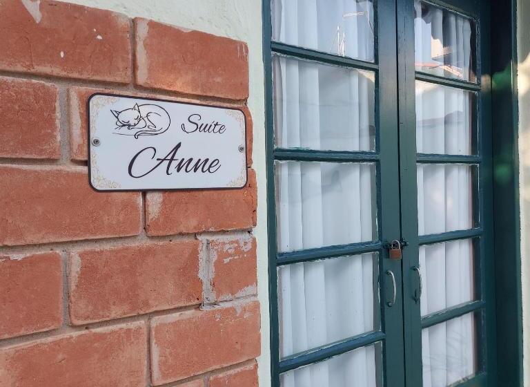 스위트, Pousada Chateau Sophie