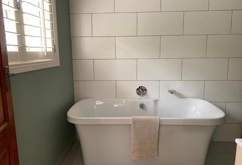 חדר דלוקס, Springside House