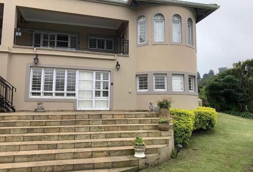 חדר סופריור, Springside House