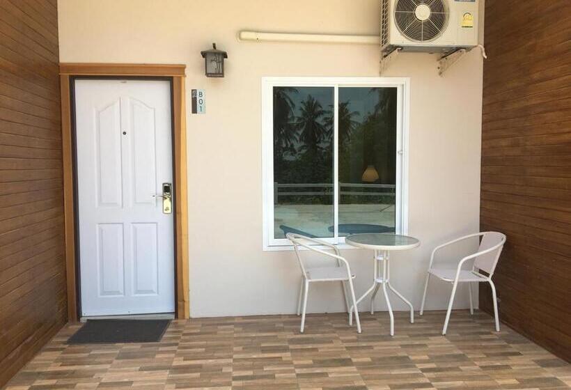 家庭间, Wangpruksa Resort