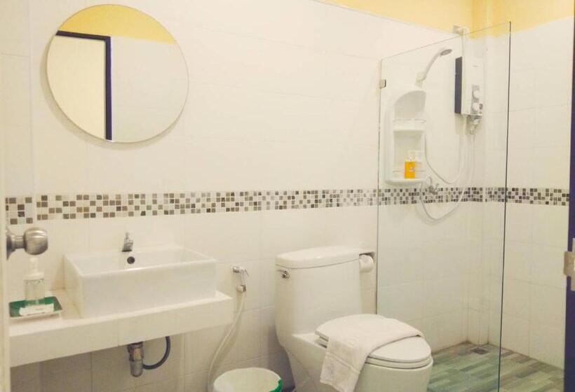 家庭间, Wangpruksa Resort