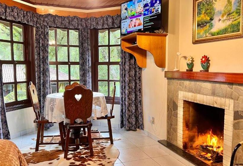 شاليه سوبيريور غرفة نوم واحدة, Pousada Lago Azul