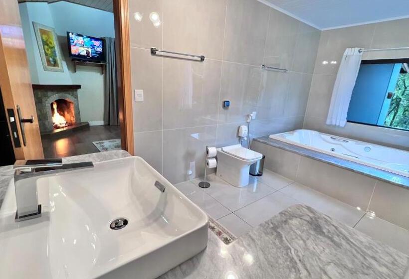 شاليه غرفة نوم واحدة, Pousada Lago Azul