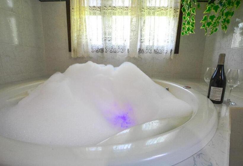 شاليه غرفة نوم واحدة, Pousada Lago Azul