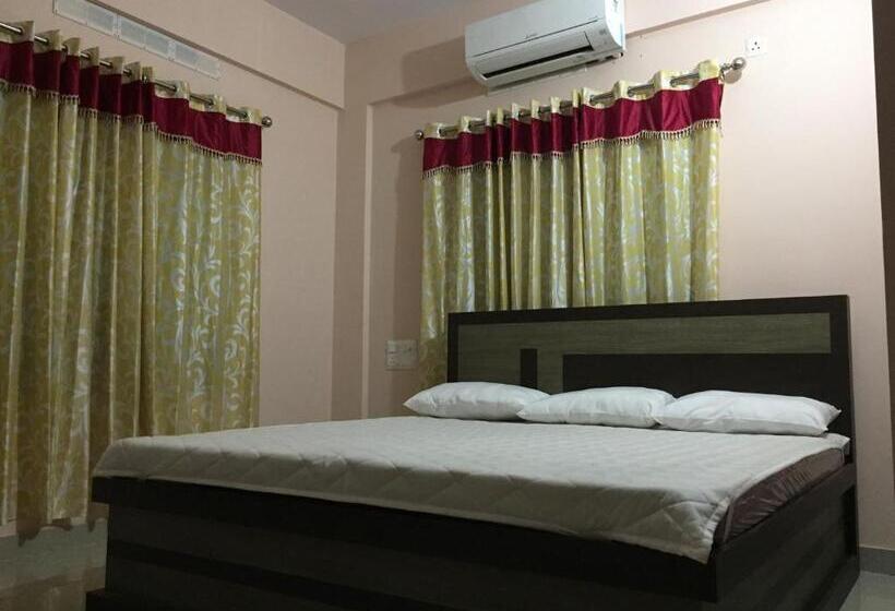 디럭스 룸, Mega Tourist Home