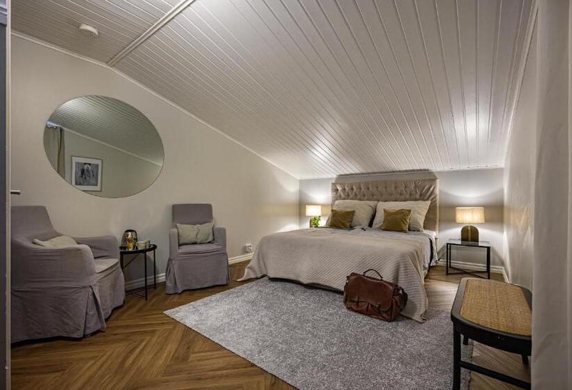 סוויטה דלוקס, Tukkilan Tila