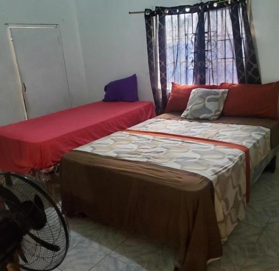 اتاق استاندارد, Fay Guest House