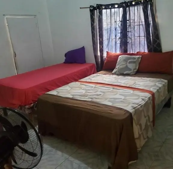 اتاق استاندارد, Fay Guest House
