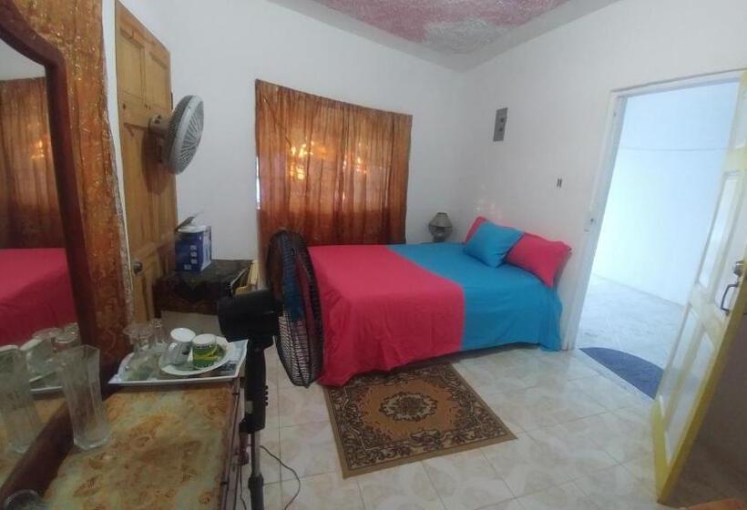 اتاق استاندارد, Fay Guest House