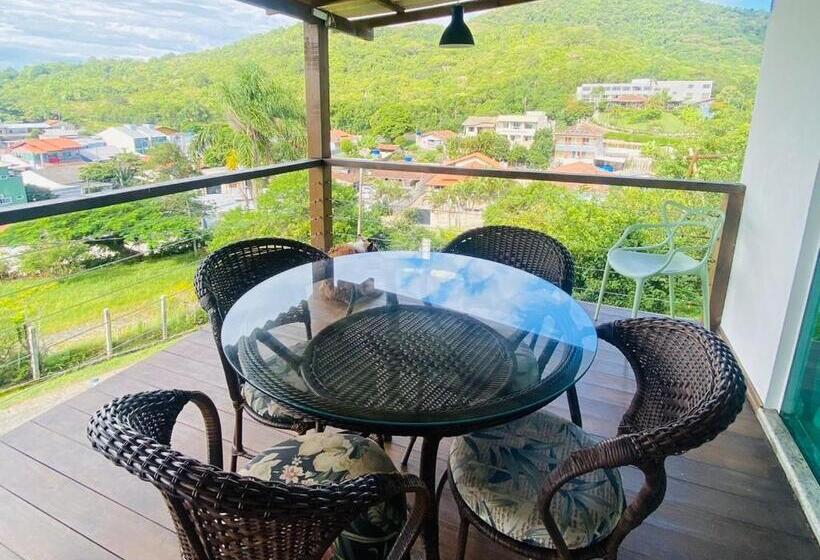 سوییت با چشم‌انداز باغ, Pousada Vila De Monaco