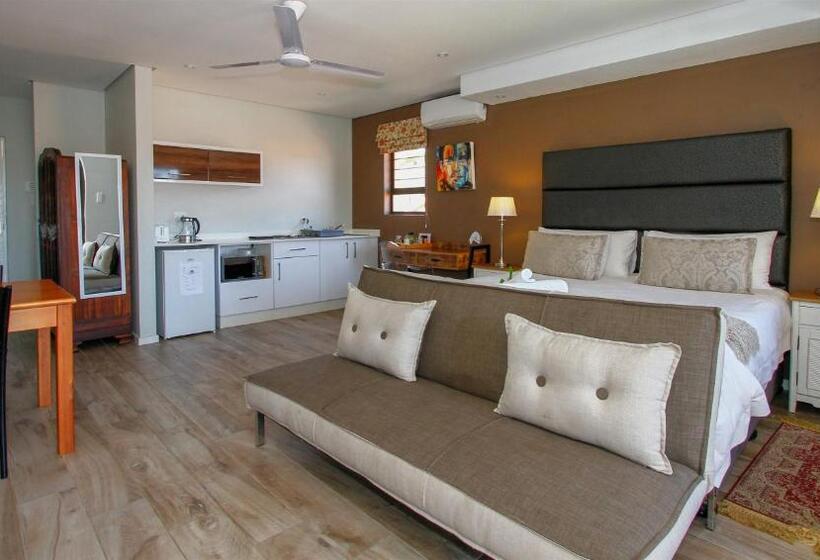 جناح, Casa Ridge Selfcatering