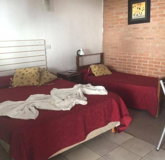 스탠다드 트리플 룸, Complejo Navi