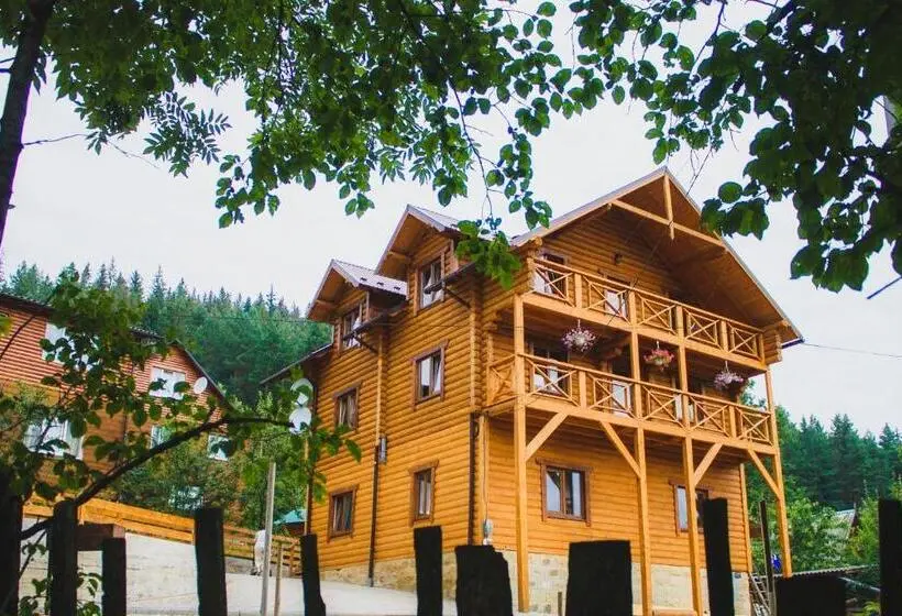 スタンダードトリプルルーム, Guest House Svitliza