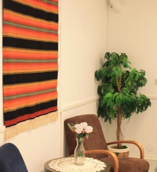 バス共有のスタンダードルーム, Kairalan Kievari